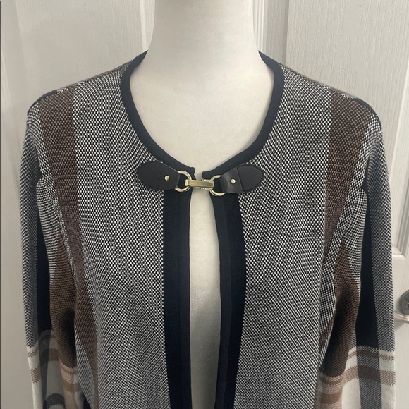 Women's Plaid Open Front Sweater Cardigan - Picture 2 of 13